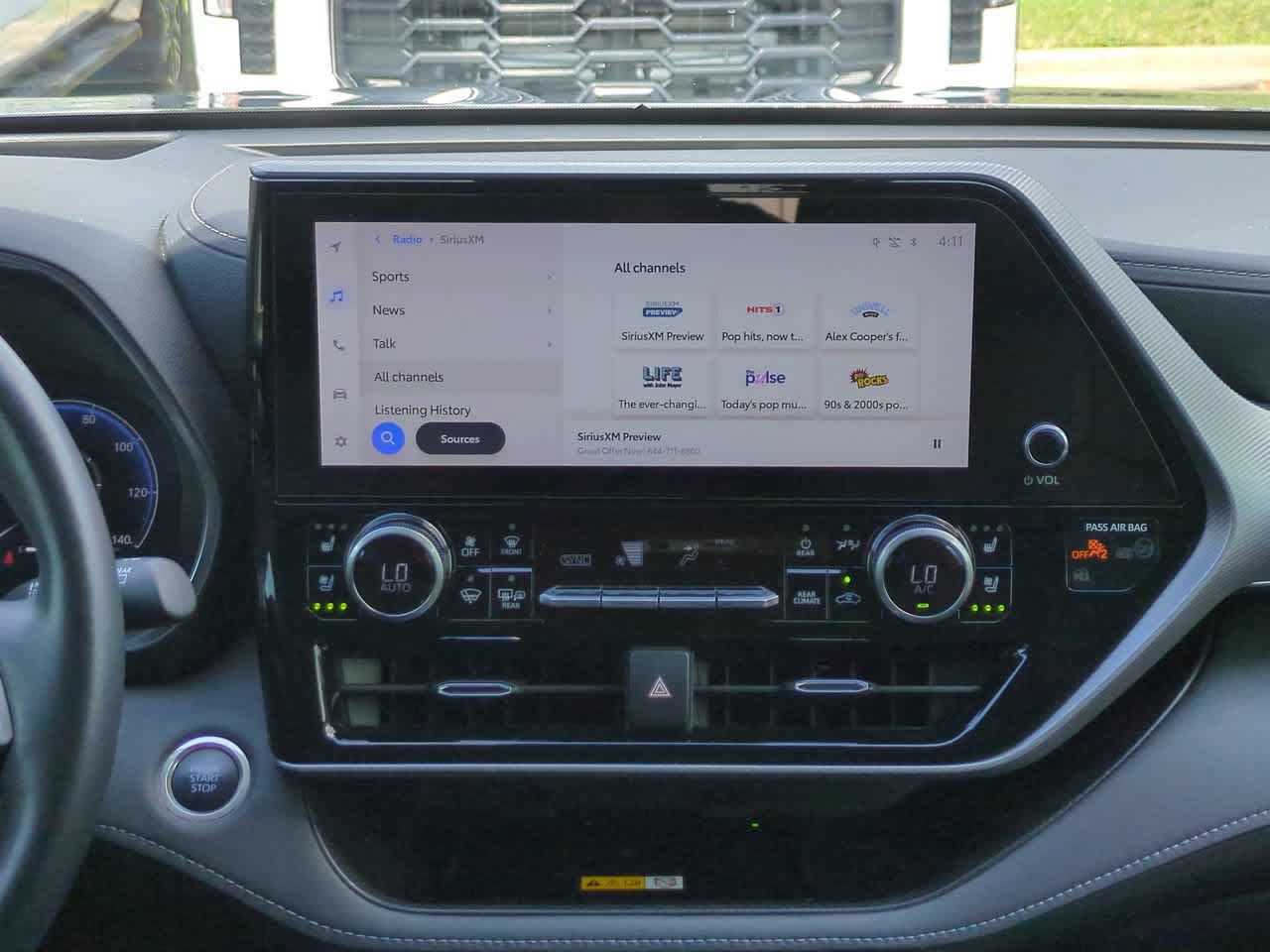 Certified 2024 Toyota Highlander Platinum AWD/4WD image 18