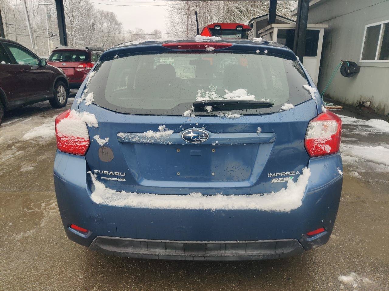 Used 2012 Subaru Impreza 2.0i Premium AWD/4WD image 5