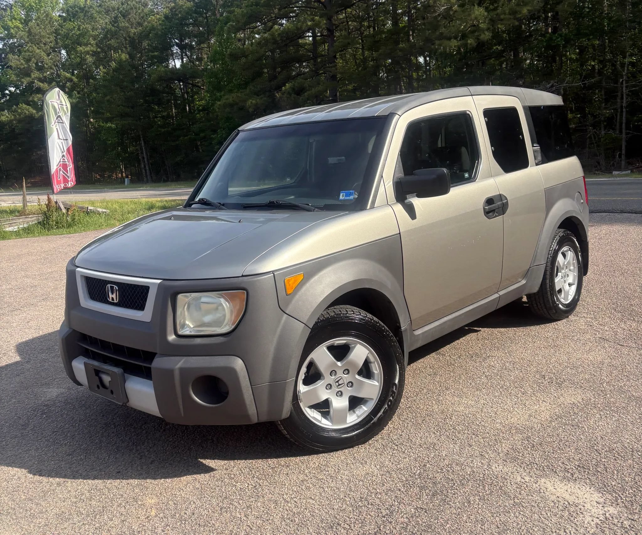 Used 2004 Honda Element EX image 2
