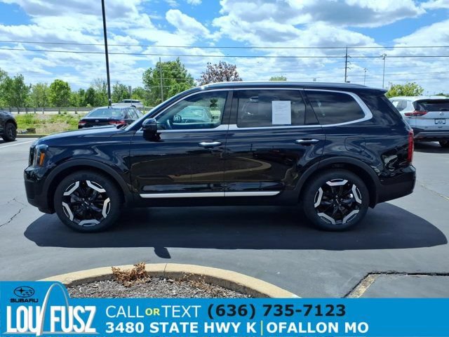 Used 2023 Kia Telluride S AWD/4WD image 4