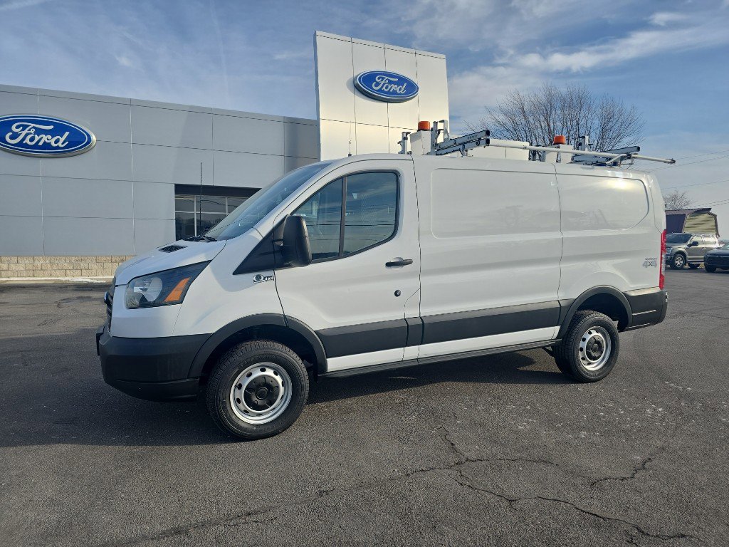 Used 2017 Ford Transit 250 130 Low Roof image 2