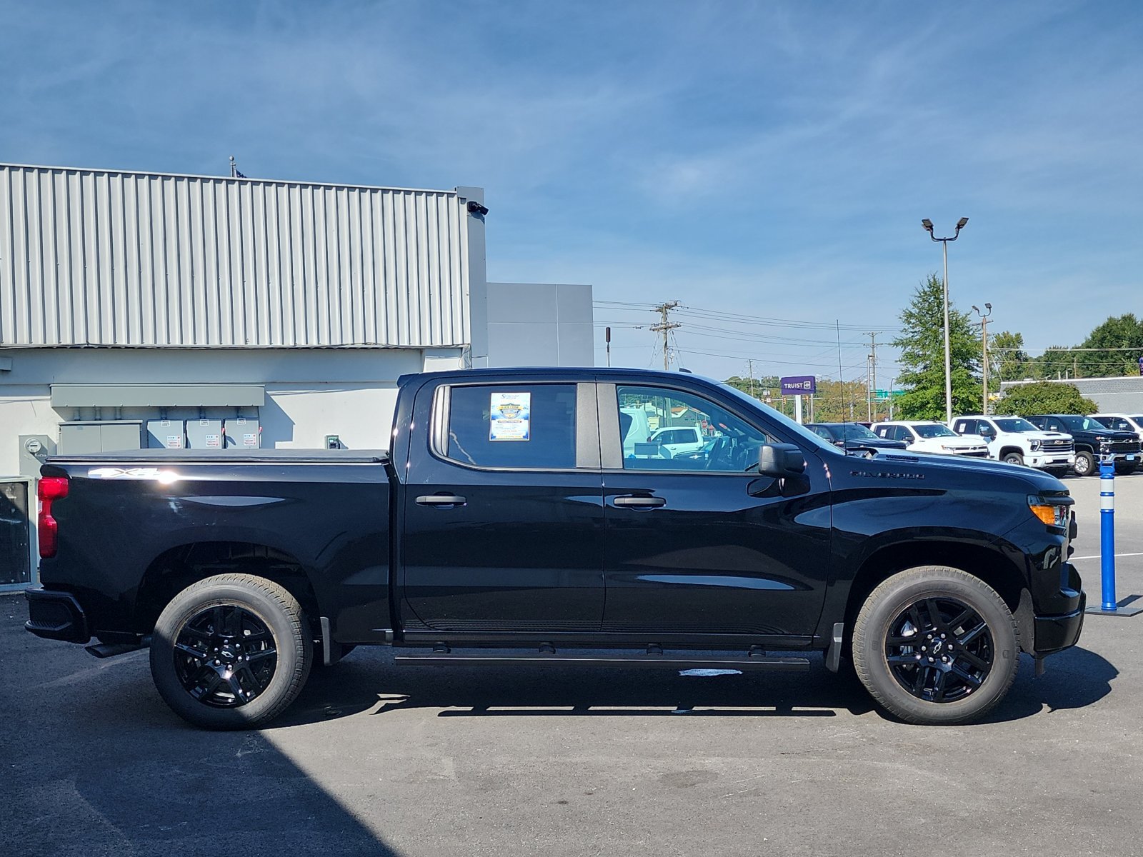 New 2026 Chevrolet Silverado 1500 Custom AWD/4WD image 6