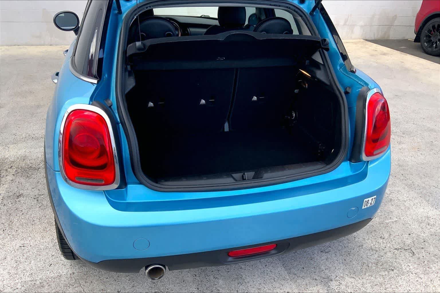 Used 2015 MINI Cooper 4-Door Hardtop FWD image 18