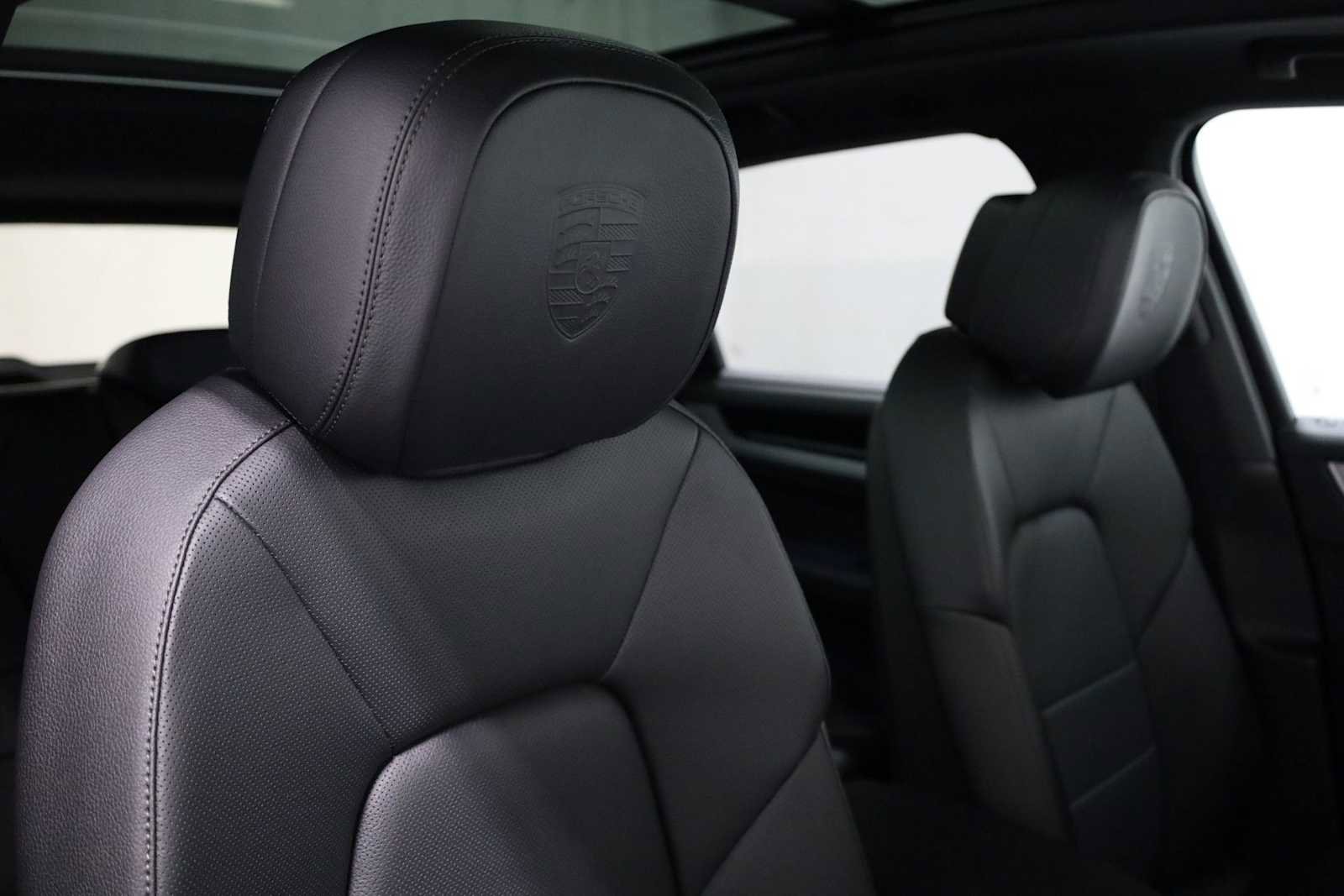New 2026 Porsche Cayenne E-Hybrid AWD/4WD image 21