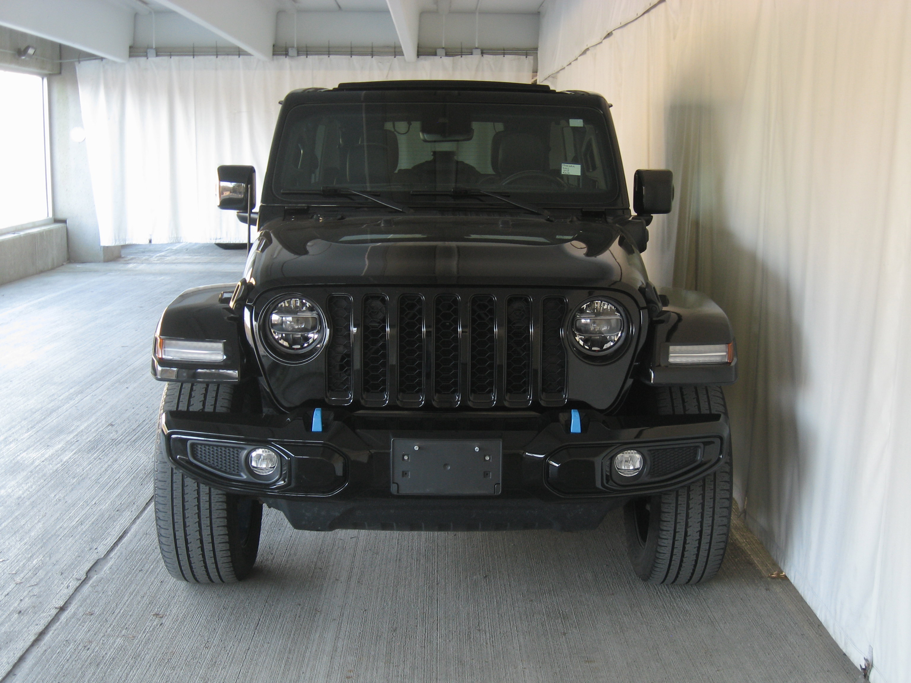 Used 2021 Jeep Wrangler Unlimited Sahara image 6