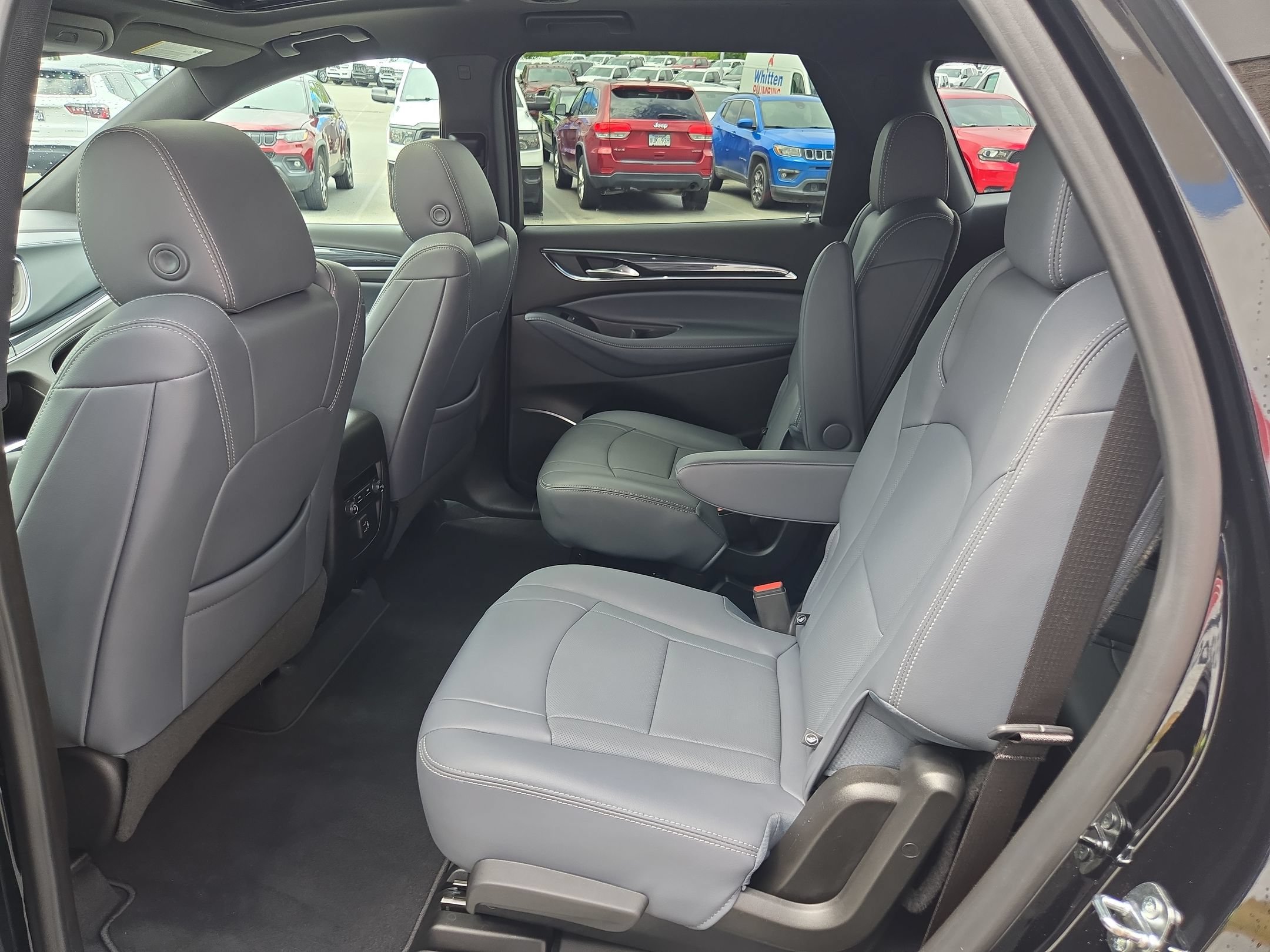 Used 2022 Buick Enclave Essence w/ Experience Buick Package FWD image 36