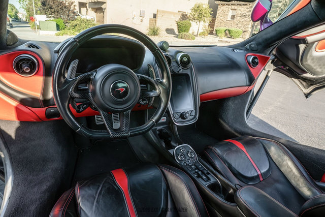 Used 2018 McLaren 570S Spider RWD image 41