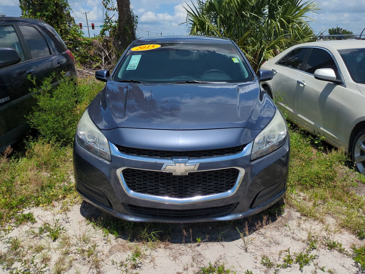Used 2015 Chevrolet Malibu LT w/ Power Convenience Package FWD image 4
