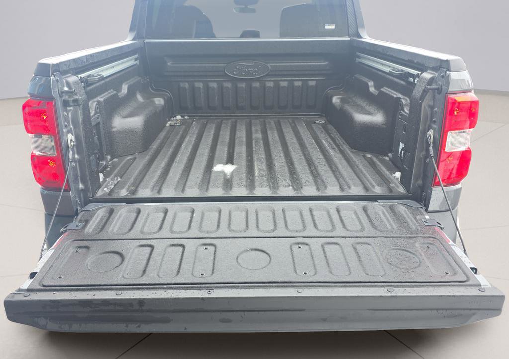 Certified 2022 Ford Maverick XLT w/ XLT Luxury Package image 12