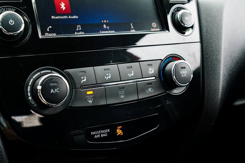 Used 2021 Nissan Rogue Sport S image 15