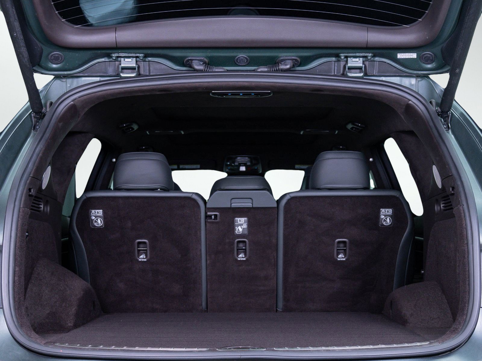 Used 2023 Genesis GV80 3.5T w/ Prestige Matte Package image 8