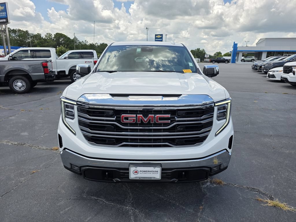 Used 2026 GMC Sierra 1500 SLT AWD/4WD image 9