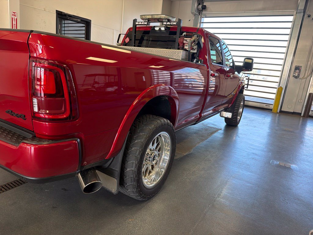 Used 2026 RAM 3500 Limited AWD/4WD image 9