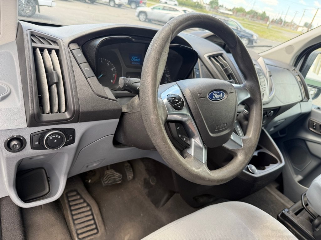 Used 2017 Ford Transit 150 XLT RWD image 14