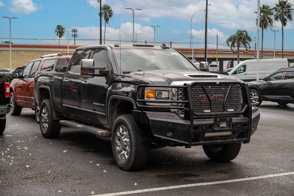 Used 2017 GMC Sierra 2500 Denali w/ Duramax Plus Package