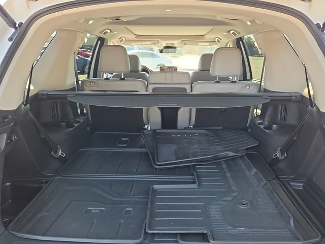 Used 2023 Honda Pilot Touring image 16