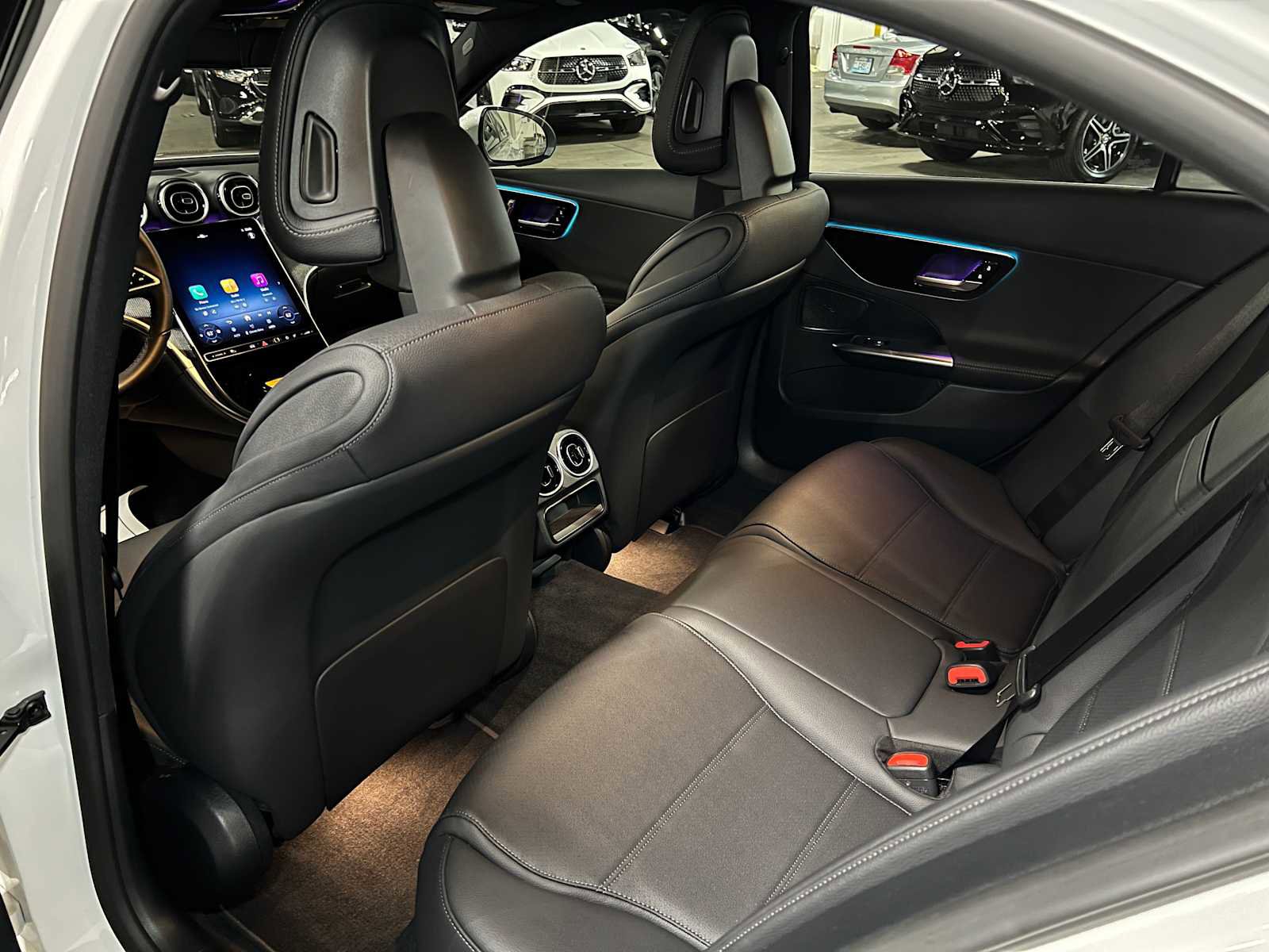 Used 2025 Mercedes-Benz C 300 Sedan image 18