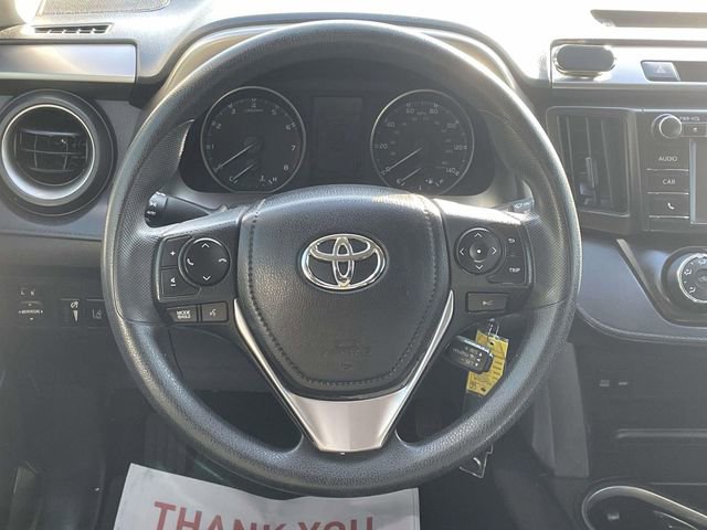 Used 2017 Toyota RAV4 LE FWD image 13
