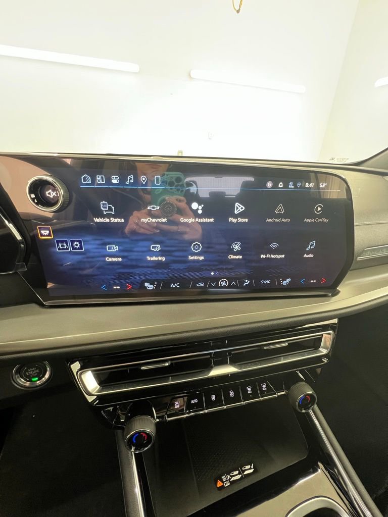 New 2026 Chevrolet Traverse LT w/ Driver Confidence Package image 13