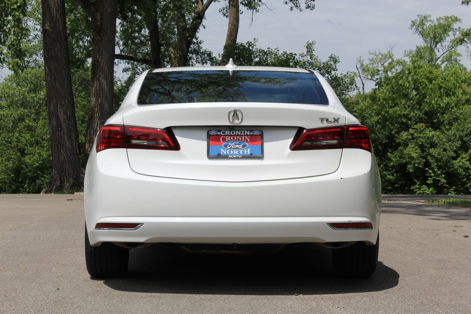 Used 2017 Acura TLX FWD image 6
