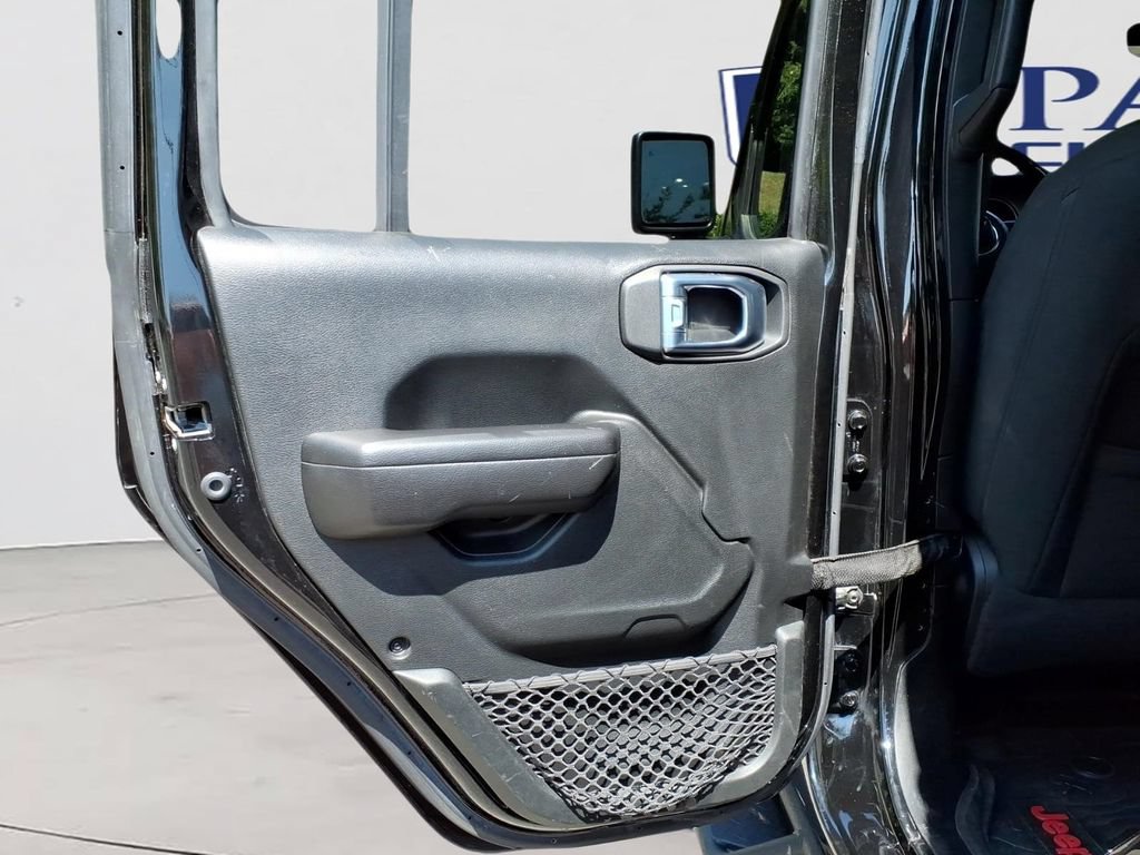 Used 2021 Jeep Gladiator Sport AWD/4WD image 24