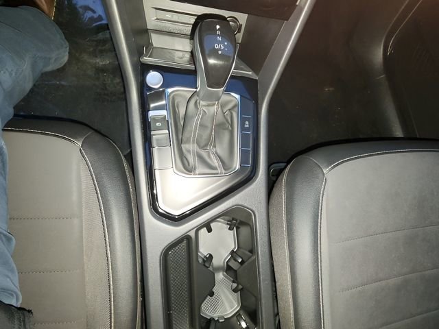 Used 2024 Volkswagen Taos SE image 24