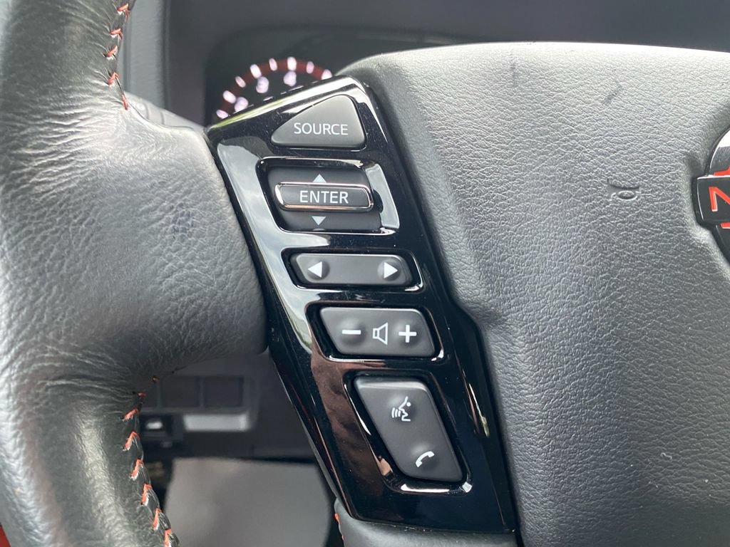 Used 2022 Nissan Frontier PRO-4X w/ Off-Road Protection Package AWD/4WD image 41