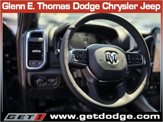 New 2026 RAM 2500 Laramie AWD/4WD image 11