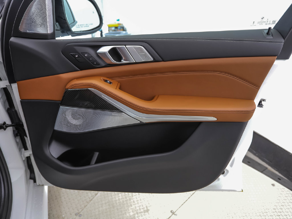 New 2027 BMW X7 M60i AWD/4WD image 36