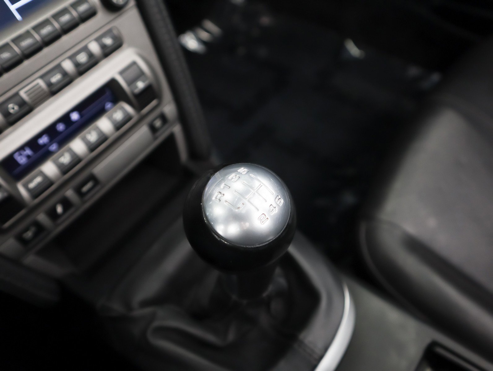 Used 2005 Porsche 911 Carrera S image 17