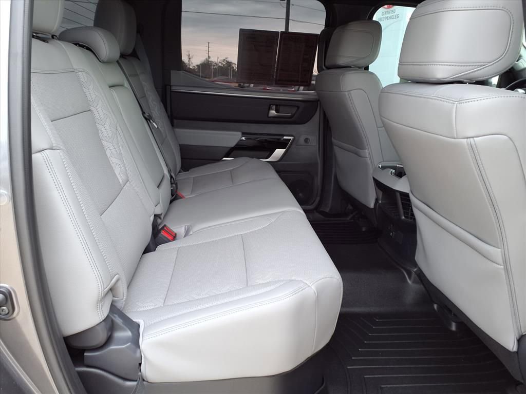 Used 2025 Toyota Tundra Limited image 21