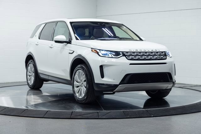 Used 2020 Land Rover Discovery Sport SE image 4