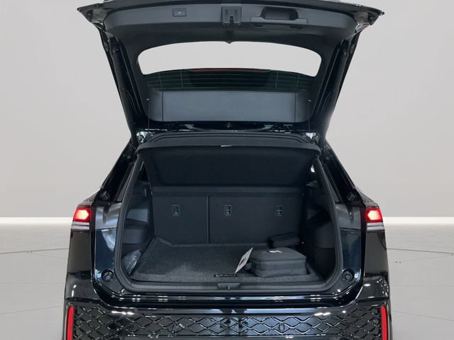 New 2026 Volkswagen Tiguan SE R-Line AWD/4WD image 22
