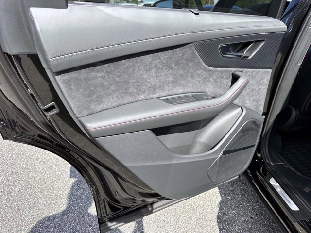 New 2026 Audi SQ7 Prestige image 12