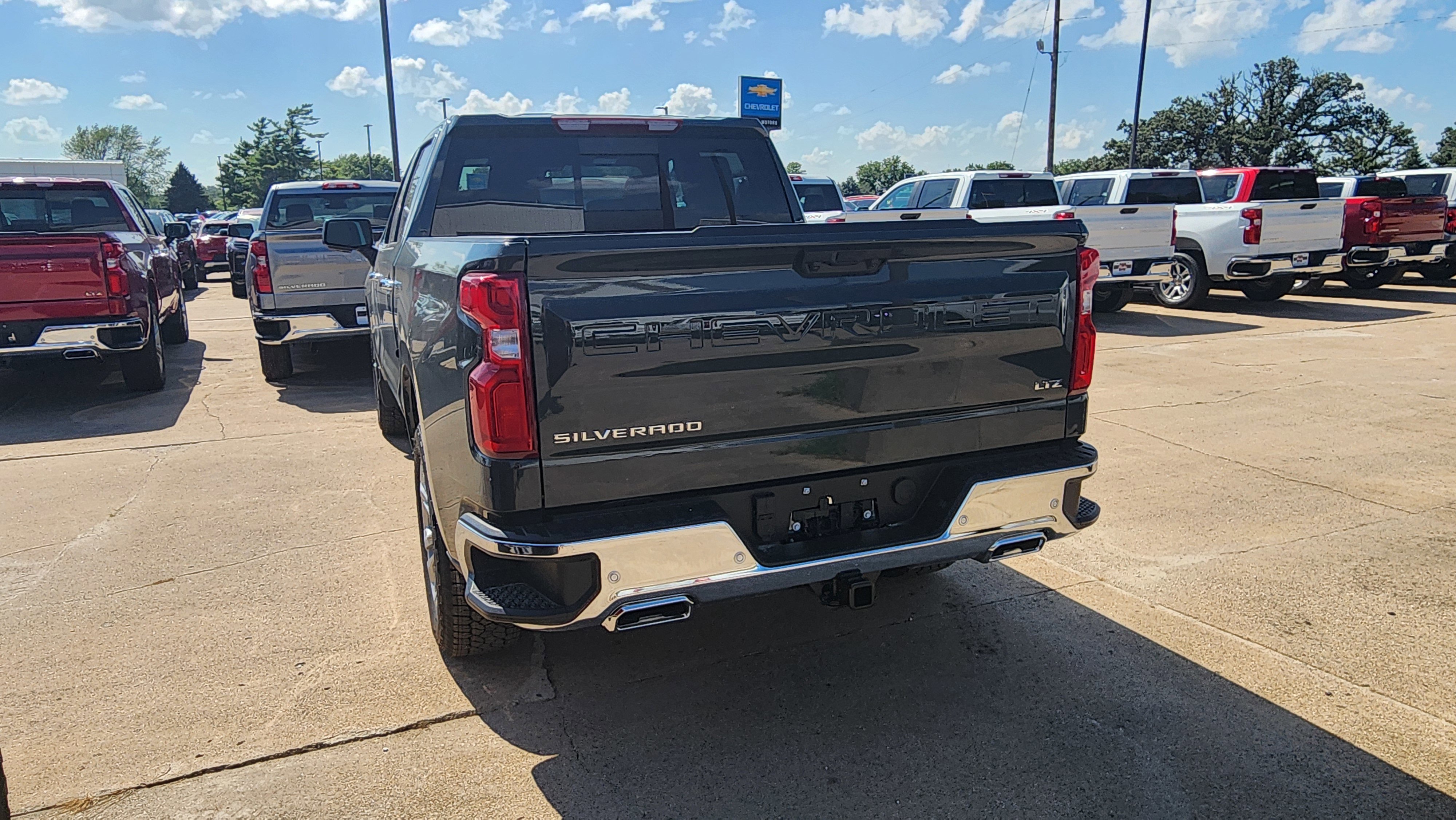 New 2025 Chevrolet Silverado 1500 LTZ w/ Z71 Off-Road Package image 5