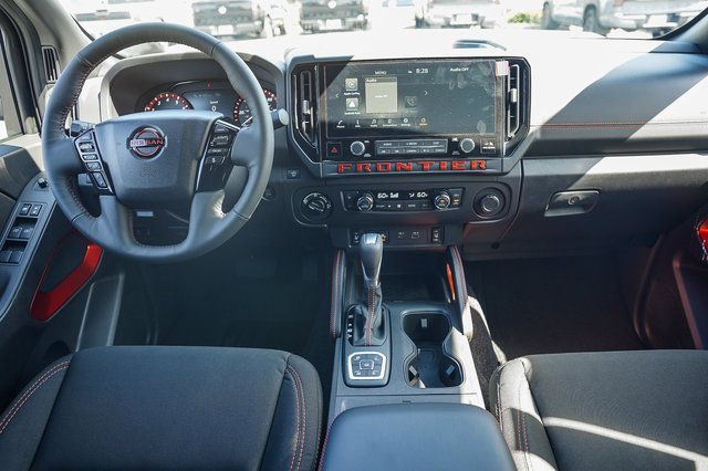 New 2026 Nissan Frontier PRO-4X w/ Pro-4x Convenience Package image 16