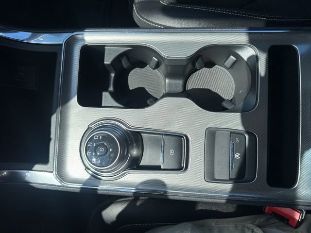 Used 2024 Ford Edge ST image 35