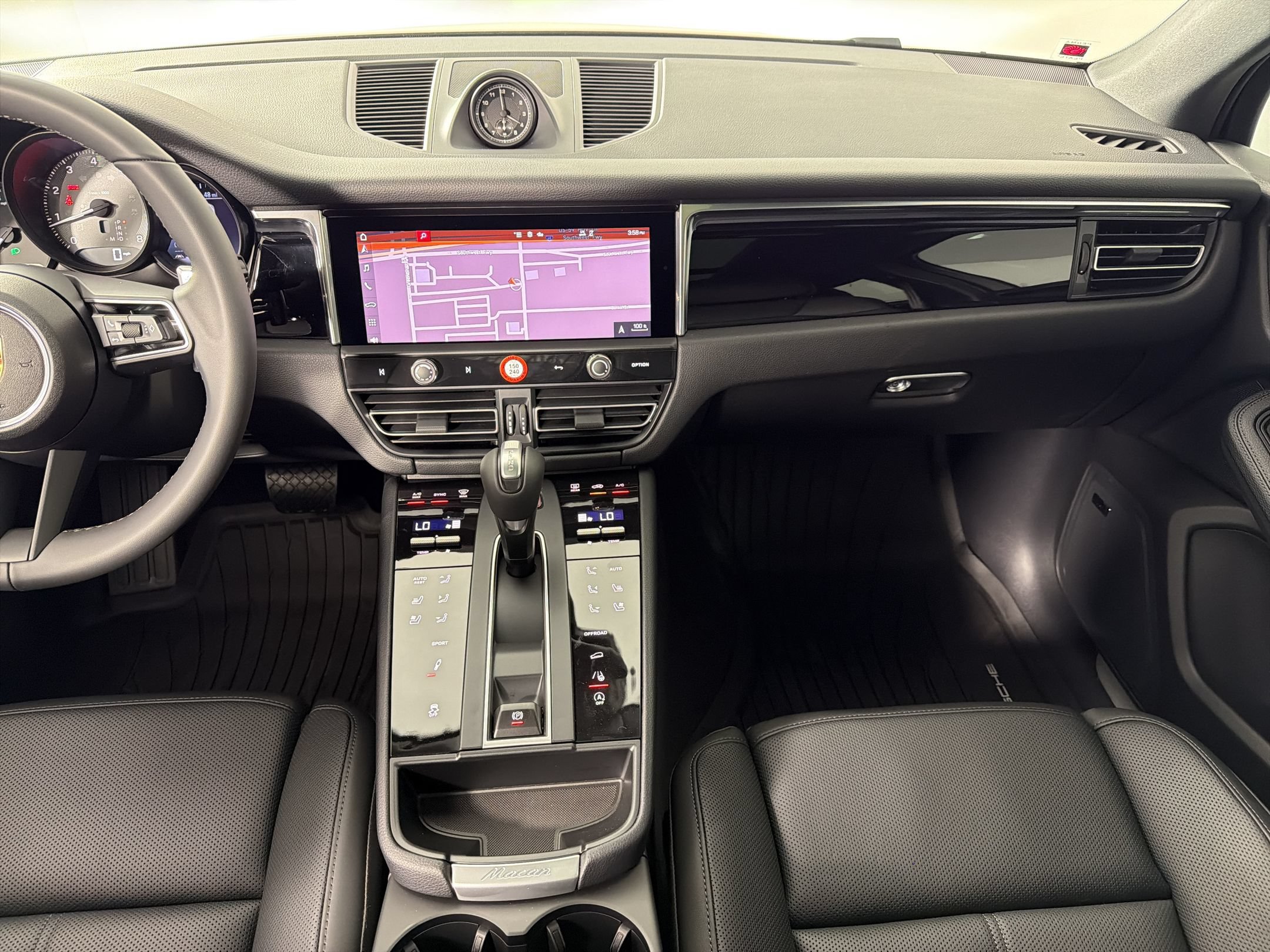 Used 2026 Porsche Macan S AWD/4WD image 28