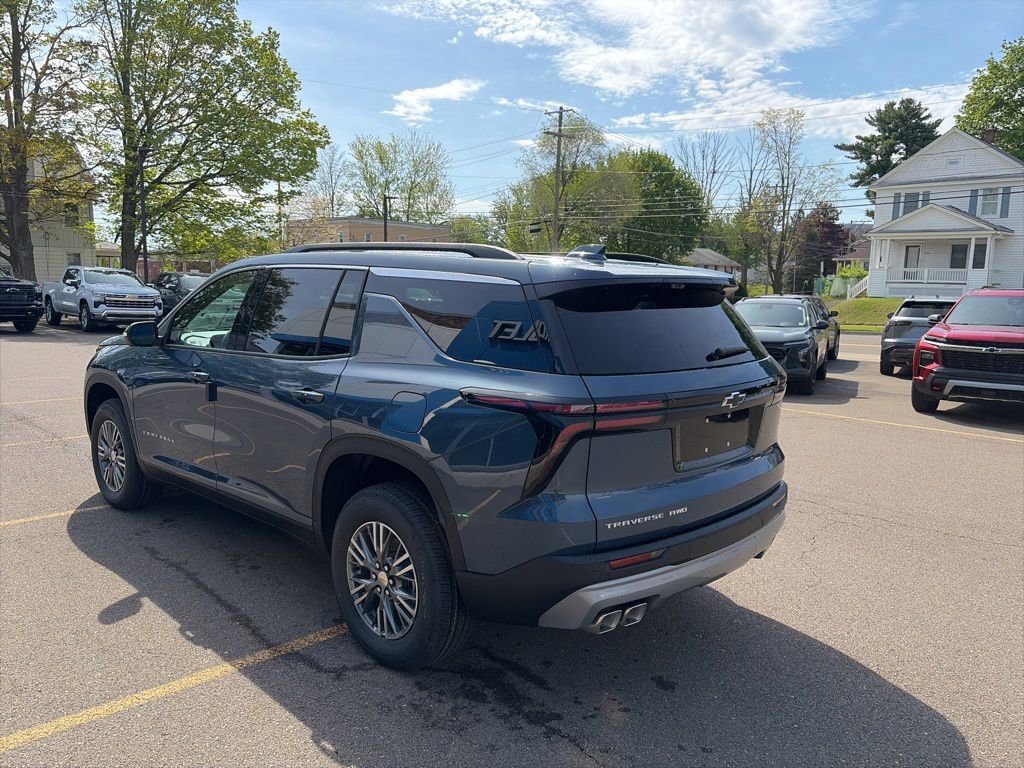 New 2026 Chevrolet Traverse LT w/ Driver Confidence Package AWD/4WD image 5