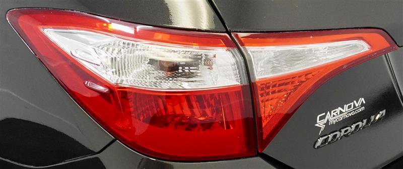 Used 2016 Toyota Corolla LE FWD image 27