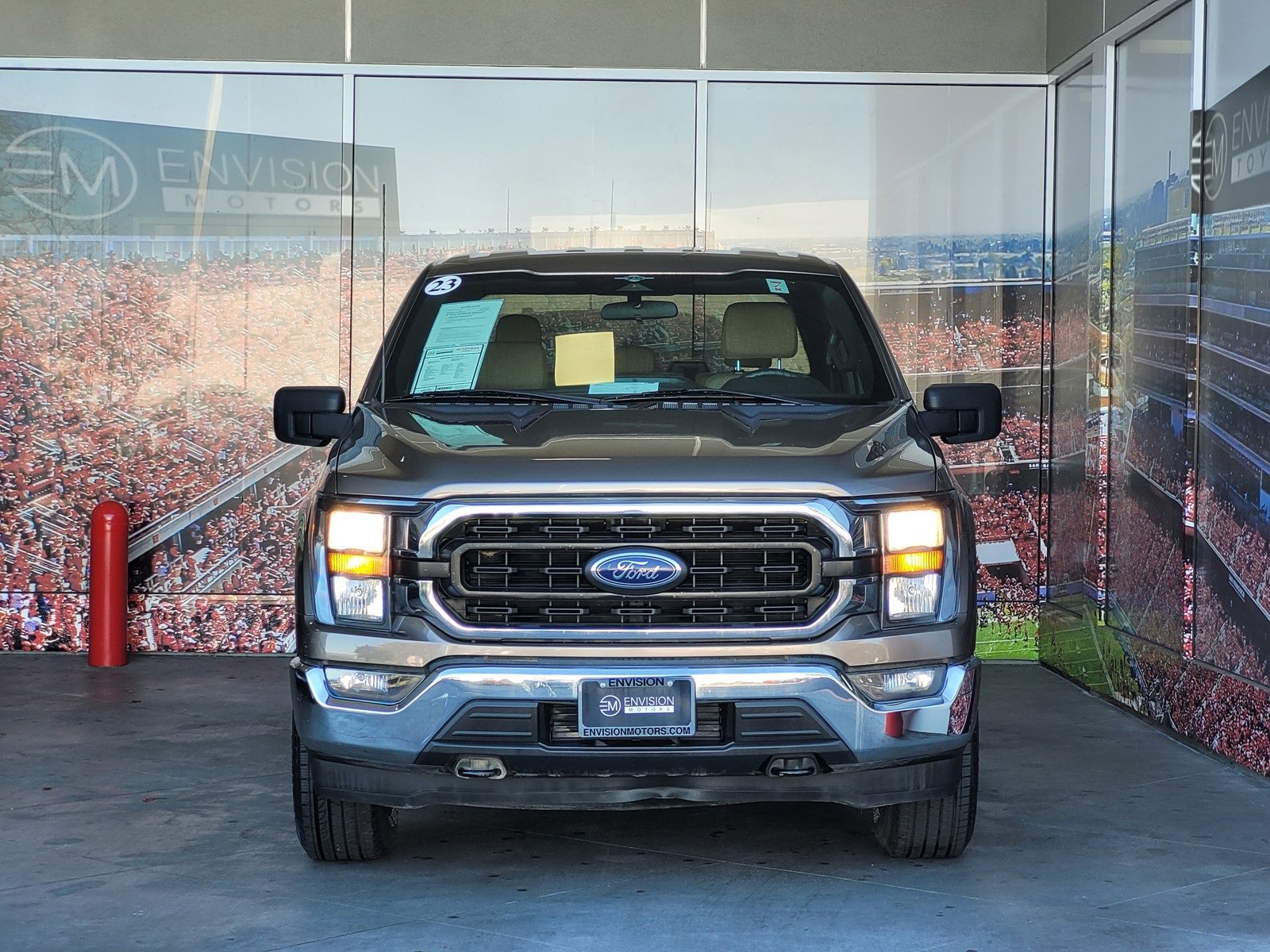 Used 2023 Ford F150 XLT image 2
