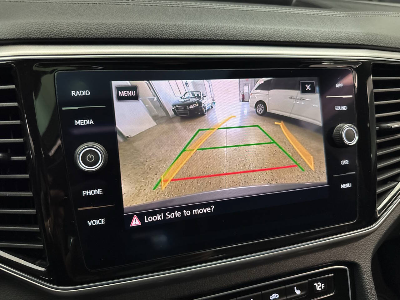 Used 2018 Volkswagen Atlas SEL AWD/4WD image 21