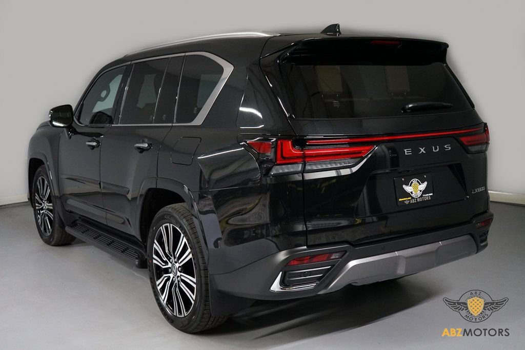 Used 2026 Lexus LX 600 4WD w/ Accessory Package (2T) image 7