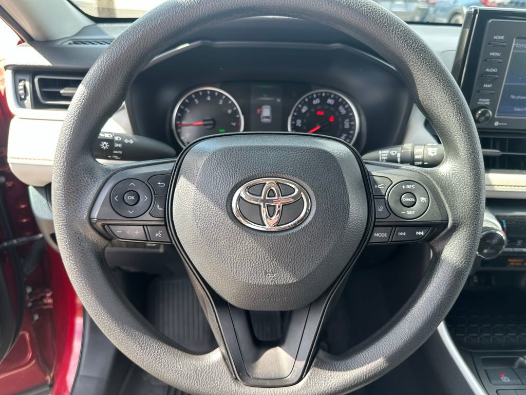 Used 2022 Toyota RAV4 XLE w/ Convenience Package image 27