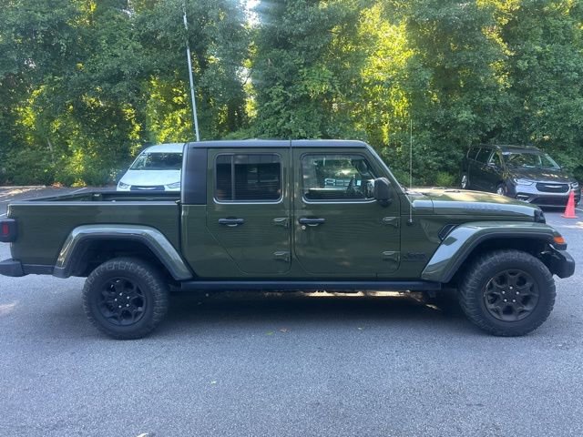 Used 2023 Jeep Gladiator Sport AWD/4WD image 2