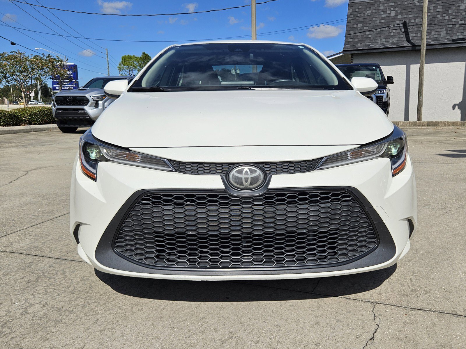 Certified 2021 Toyota Corolla LE image 2