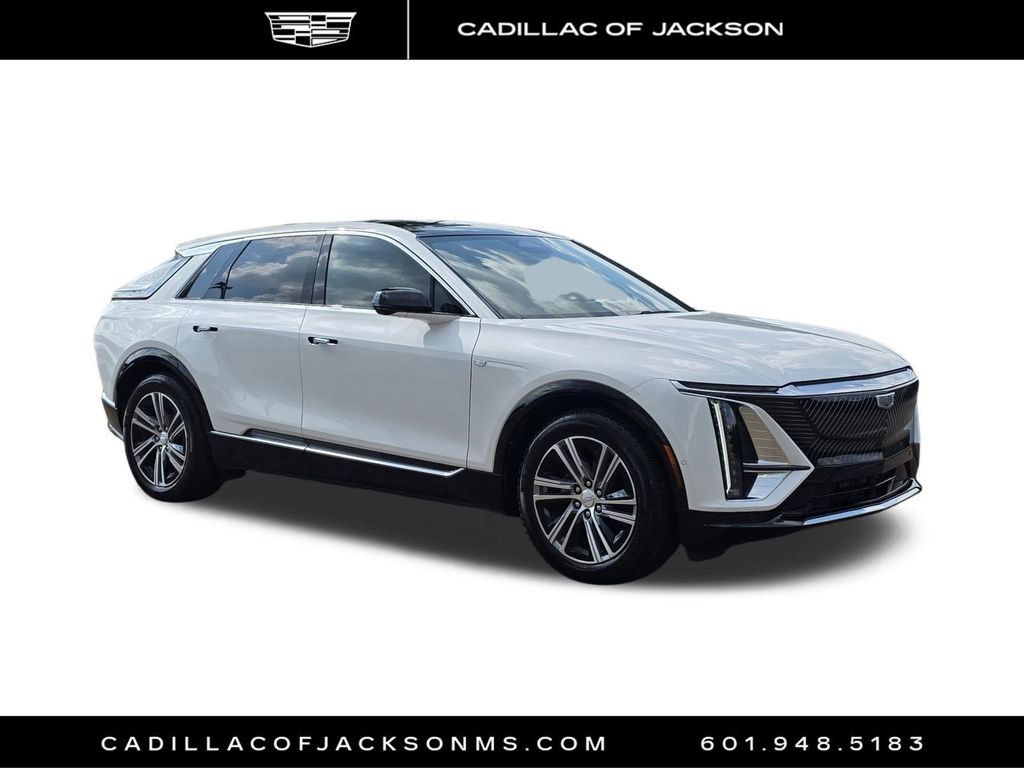 Certified 2024 Cadillac Lyriq Luxury RWD image 3