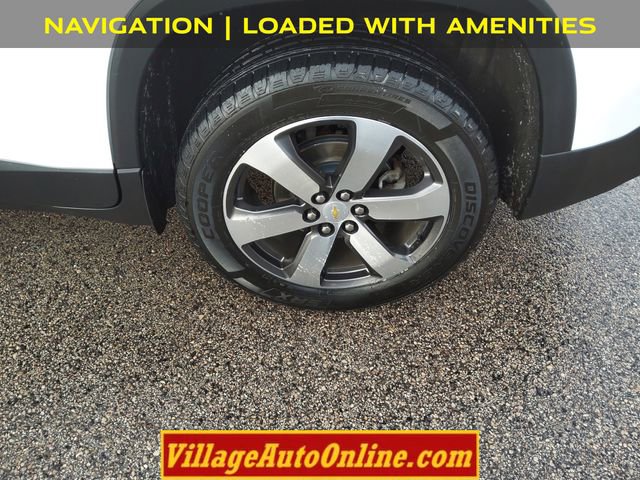 Used 2019 Chevrolet Traverse LT w/ LT Premium Package image 10