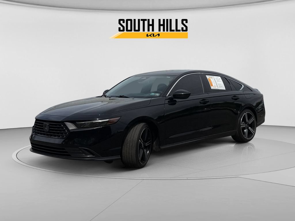 Used 2023 Honda Accord Sport image 1