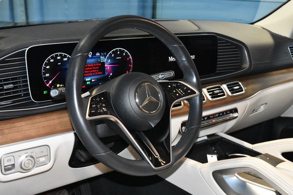 Certified 2024 Mercedes-Benz GLS 450 4MATIC image 2